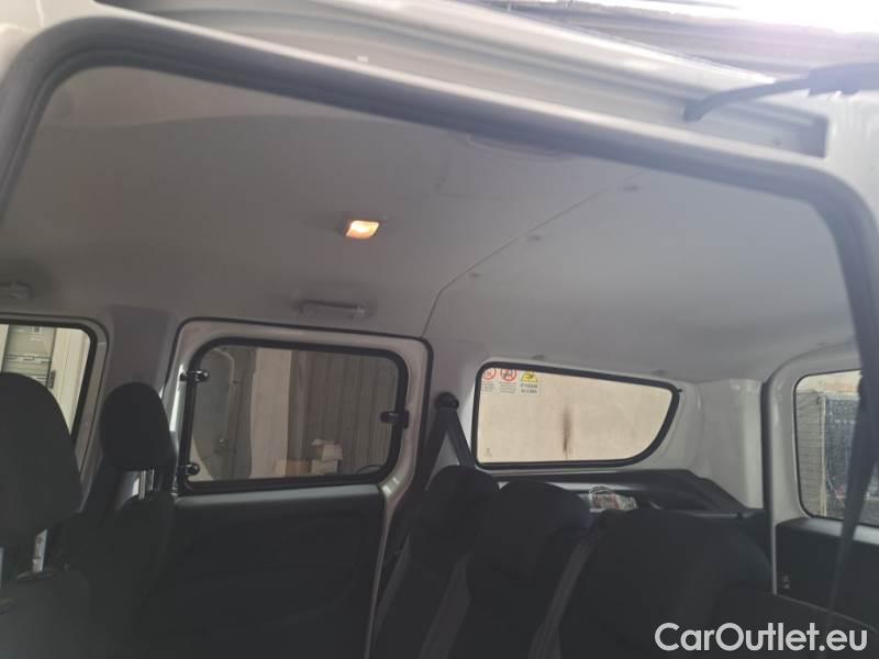 Fiat  Doblo FIAT DOBLÒ CARGO / 2014 / 5P / COMBI MAXI LH1 LOUNGE 1.6 MJET 105CV E6D N1 #48