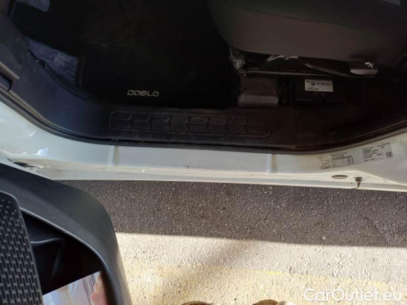 Fiat  Doblo FIAT DOBLÒ CARGO / 2014 / 4P / VETT. FURGONATA CH1 BUSINESS 1.6 MJET 105CV E6D-F SeS #114