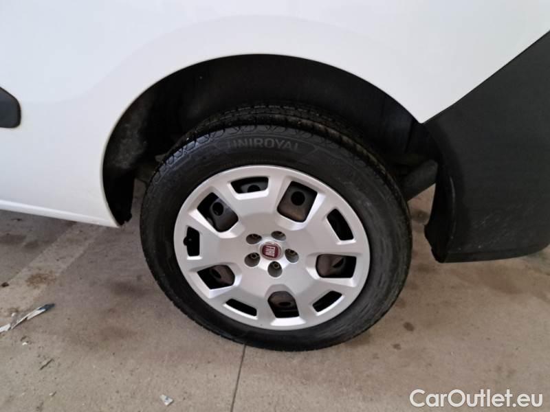 Fiat  Doblo FIAT DOBLÒ CARGO / 2014 / 4P / VETT. FURGONATA 1.6 MULTIJET 16V 120 CV EURO 6 SX #68