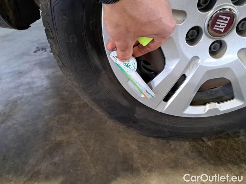 Fiat  Doblo FIAT DOBLÒ CARGO / 2014 / 5P / COMBI COMBI 1.6 MJET 16V 105CV SX (CAT.N1) EU6 #116