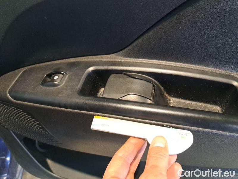 Fiat  Doblo FIAT DOBLÒ CARGO / 2014 / 5P / COMBI COMBI 1.6 MJET 16V 105CV SX (CAT.N1) EU6 #143