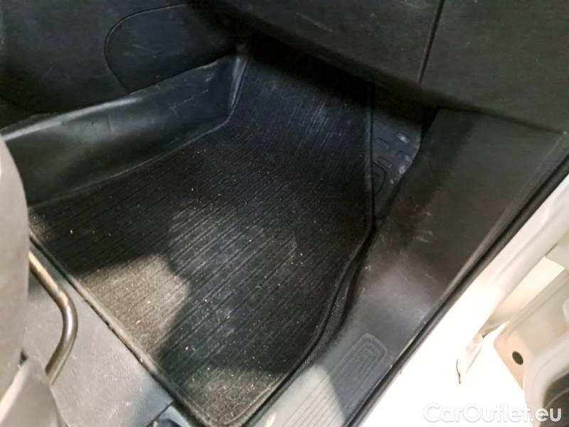 Fiat  Fiorino FIAT  / 2016 / 4P / VETT. FURGONATA 1.3 MULTIJET 95 CV E6D-TEMP SX #136