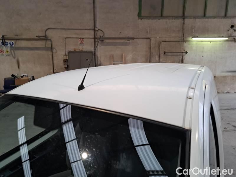 Fiat  Fiorino FIAT  / 2016 / 4P / VETT. FURGONATA 1.3 MULTIJET 95 CV E6D-TEMP SX #9