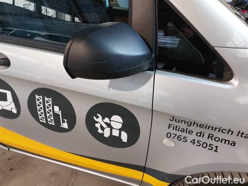 Mercedes  Vito MERCEDES-BENZ  / 2014 / 4P / Furgone 114 CDI Long #103