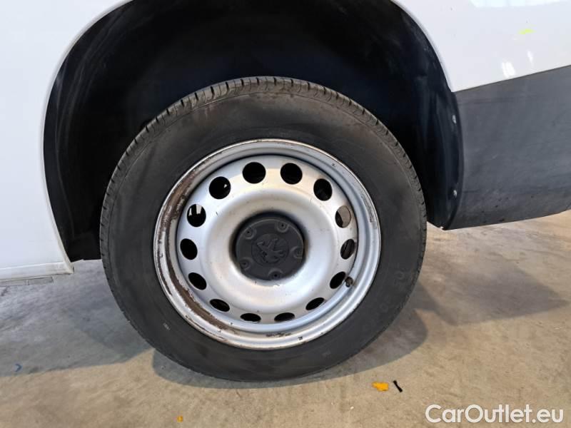 Peugeot  Partner PEUGEOT  / 2018 / 4P / VETT. FURGONATA L2 BLUEHDI 100CV PREMIUM #17