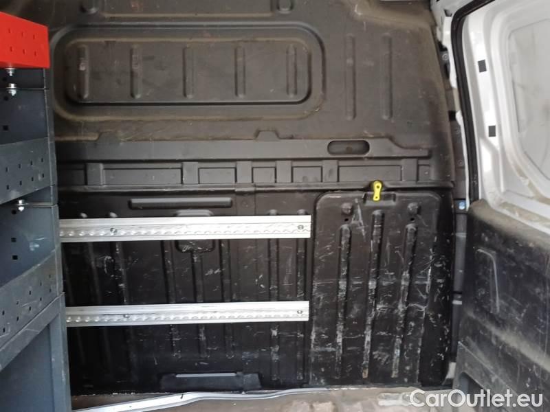 Peugeot  Partner PEUGEOT  / 2018 / 4P / VETT. FURGONATA L1 BLUEHDI 100CV PREMIUM #106