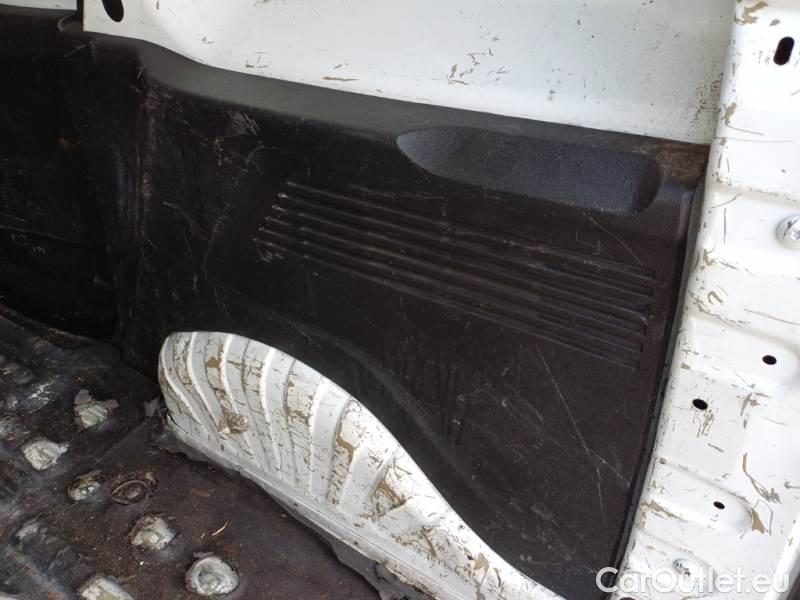 Peugeot  Partner PEUGEOT  / 2018 / 4P / VETT. FURGONATA L1 BLUEHDI 100CV PREMIUM #126