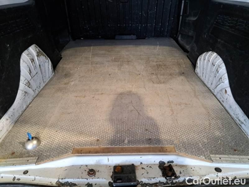 Peugeot  Partner PEUGEOT  / 2018 / 4P / VETT. FURGONATA L2 BLUEHDI 100CV PREMIUM #113