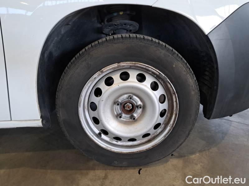 Peugeot  Partner PEUGEOT  / 2018 / 4P / VETT. FURGONATA L2 BLUEHDI 100CV PREMIUM #15