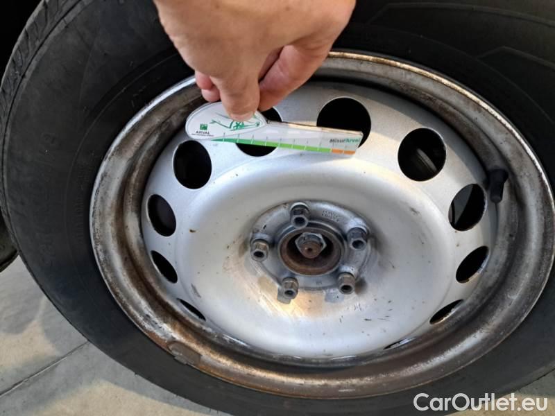 Peugeot  Partner PEUGEOT  / 2018 / 4P / VETT. FURGONATA L2 BLUEHDI 100CV PREMIUM #92