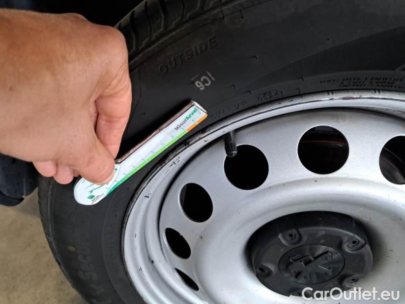 Peugeot  Partner PEUGEOT  / 2018 / 4P / VETT. FURGONATA L2 BLUEHDI 100CV PREMIUM #96