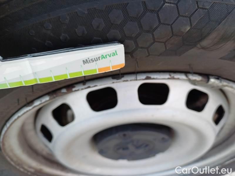 Peugeot  Partner PEUGEOT  / 2018 / 4P / VETT. FURGONATA L1 BLUEHDI 100CV PREMIUM #104