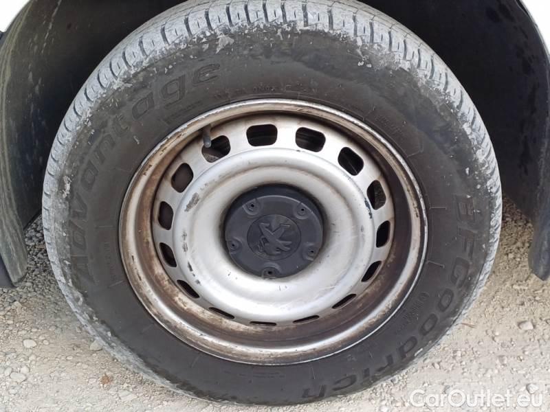 Peugeot  Partner PEUGEOT  / 2018 / 4P / VETT. FURGONATA L1 BLUEHDI 100CV PREMIUM #18