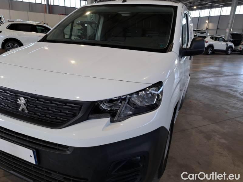 Peugeot  Partner PEUGEOT  / 2018 / 4P / VETT. FURGONATA L2 BLUEHDI 100CV PREMIUM #29