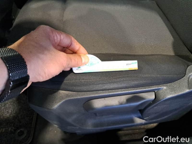 Peugeot  Partner PEUGEOT  / 2018 / 4P / VETT. FURGONATA L2 BLUEHDI 100CV PREMIUM #104