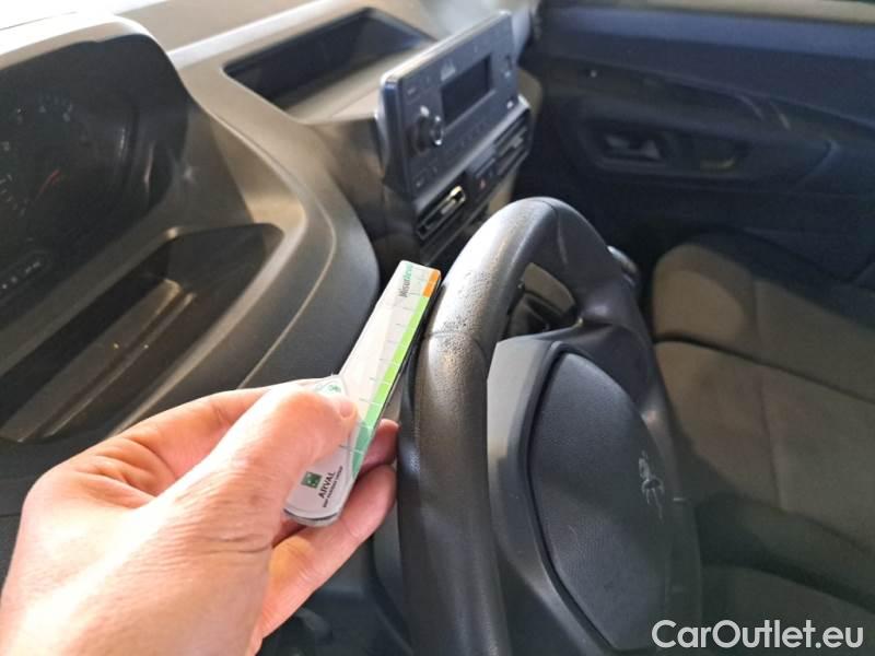 Peugeot  Partner PEUGEOT  / 2018 / 4P / VETT. FURGONATA L2 BLUEHDI 100CV PREMIUM #149