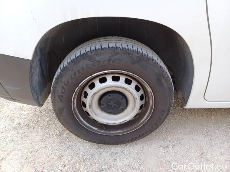 Peugeot  Partner PEUGEOT  / 2018 / 4P / VETT. FURGONATA L1 BLUEHDI 100CV PREMIUM #92