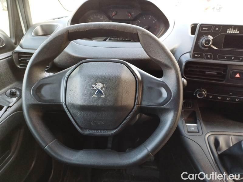 Peugeot  Partner PEUGEOT  / 2018 / 4P / VETT. FURGONATA L1 BLUEHDI 100CV PREMIUM #156