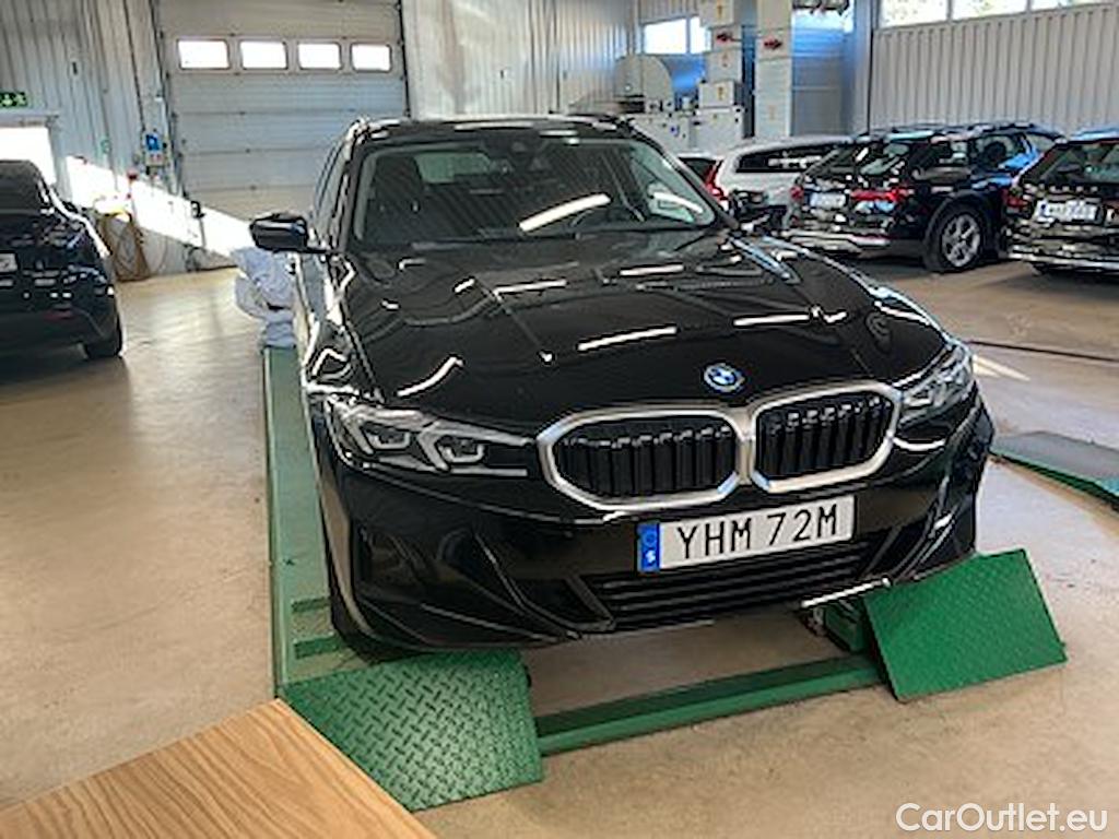 Bmw  Serie 3 330e xDrive Touring Drag HiFi Rattvärme #1