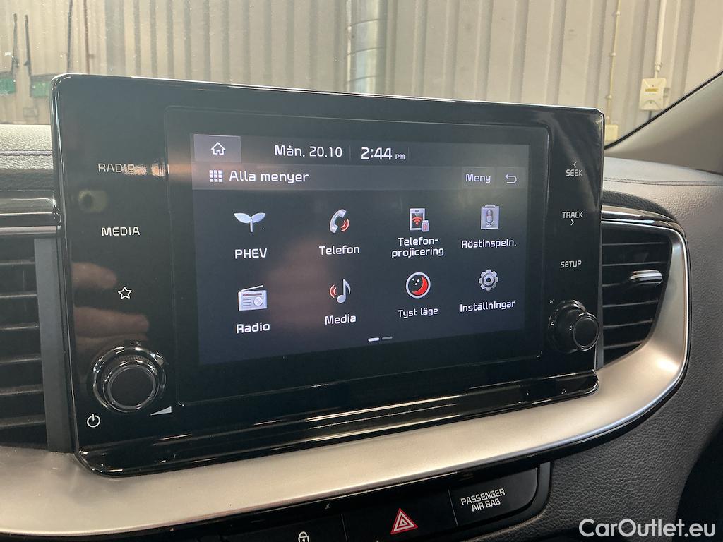 KIA  Cee'd SW Plug-In Advance #9