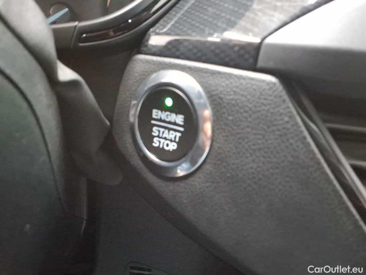 Ford  Focus Turnier 1.5 EcoBlue Start-Stopp-System Aut. ST-LINE Automatic Diesel  2 #15