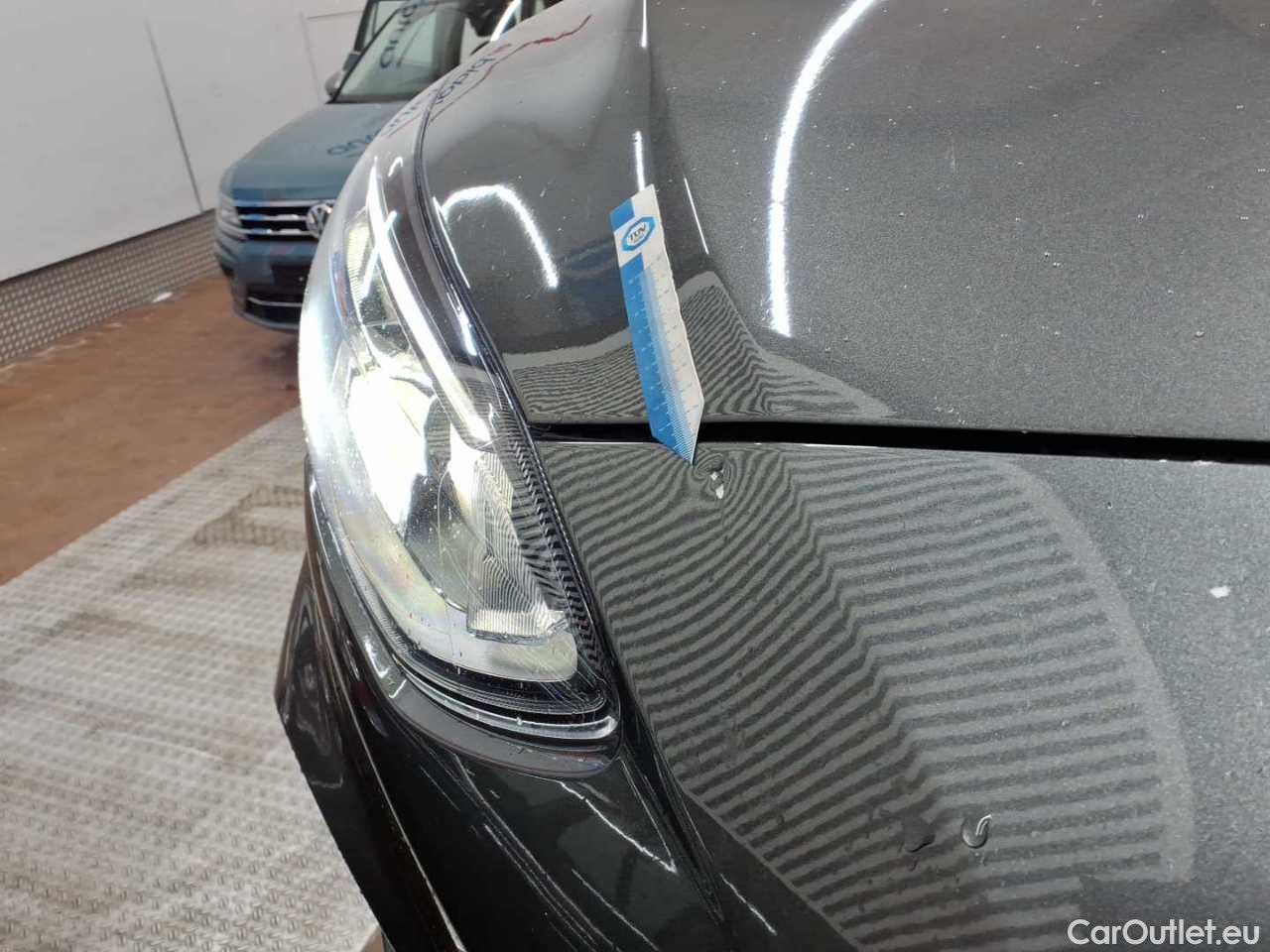 Ford  Focus Turnier 1.5 EcoBlue Start-Stopp-System Aut. ST-LINE Automatic Diesel  2 #57