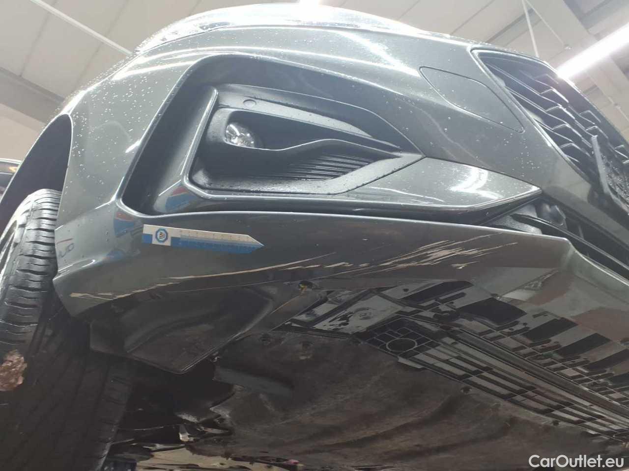 Ford  Focus Turnier 1.5 EcoBlue Start-Stopp-System Aut. ST-LINE Automatic Diesel  2 #54