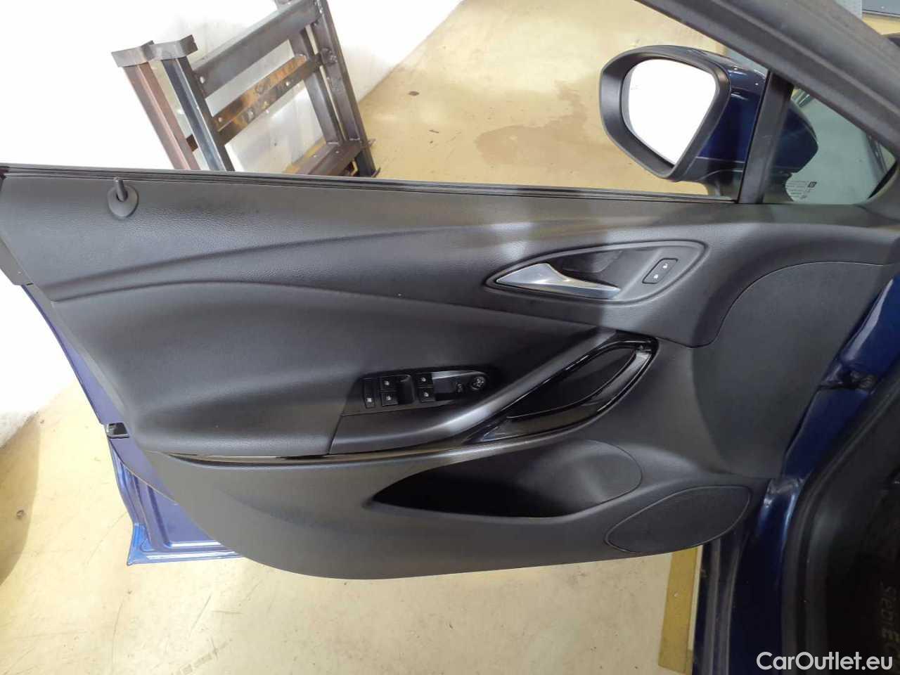 Opel  Astra 1.5 D Start/Stop Sports Tourer Business Elegance Manual Diesel  1 #16