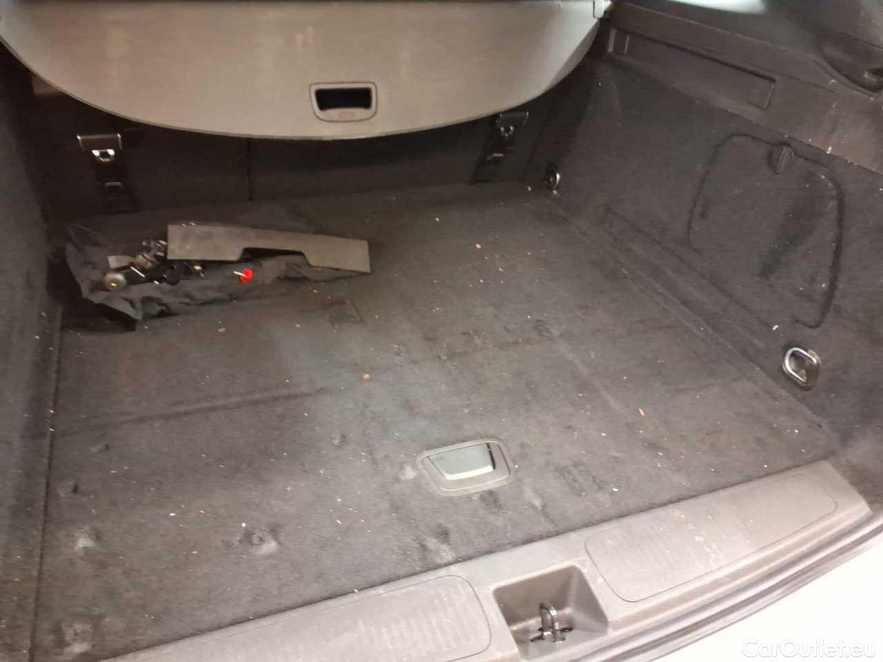 Opel  Astra 1.5 D Start/Stop Sports Tourer Edition Manual Diesel  12 #44