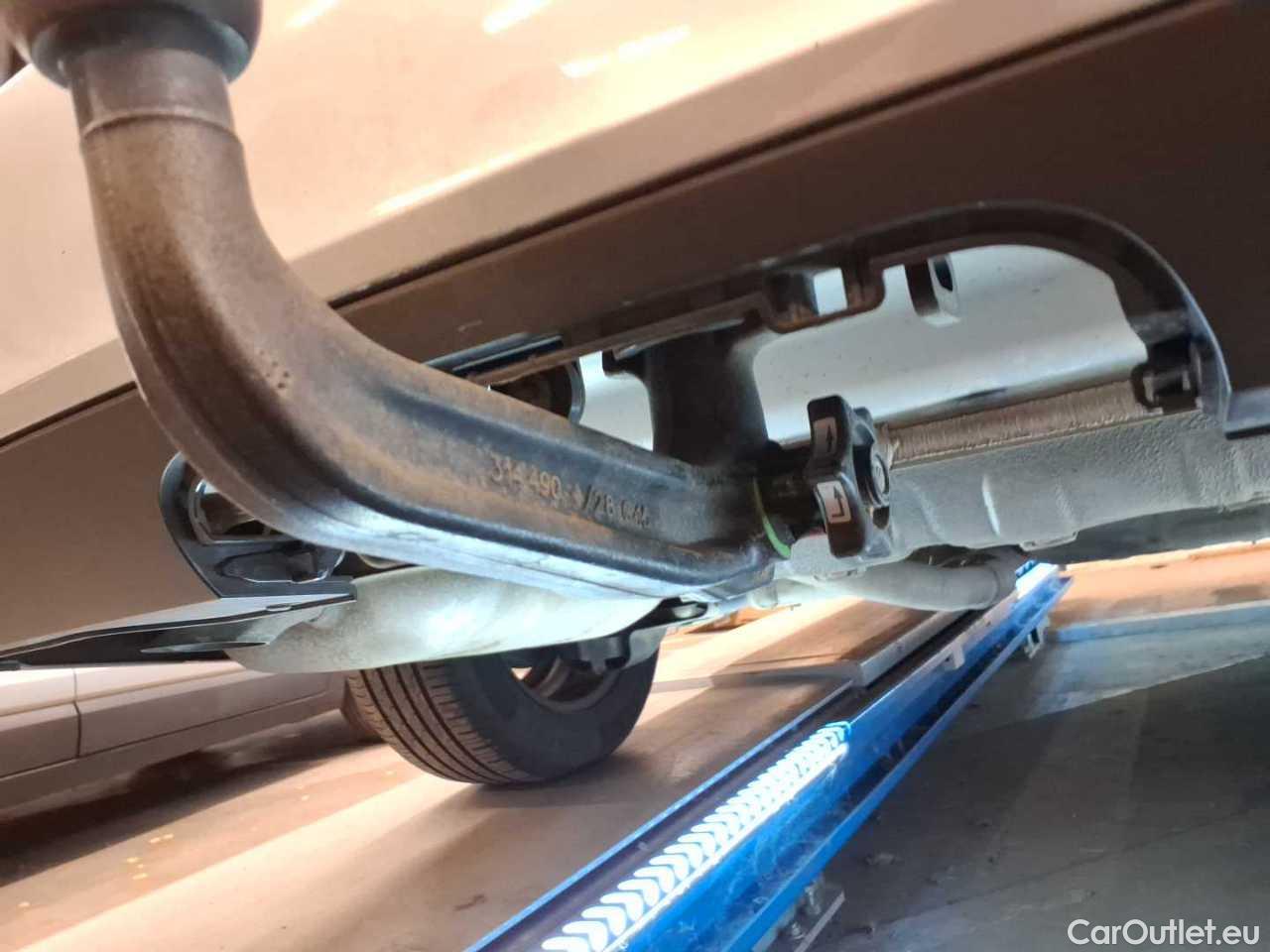 Opel  Astra 1.5 D Start/Stop Sports Tourer Edition Manual Diesel  12 #20