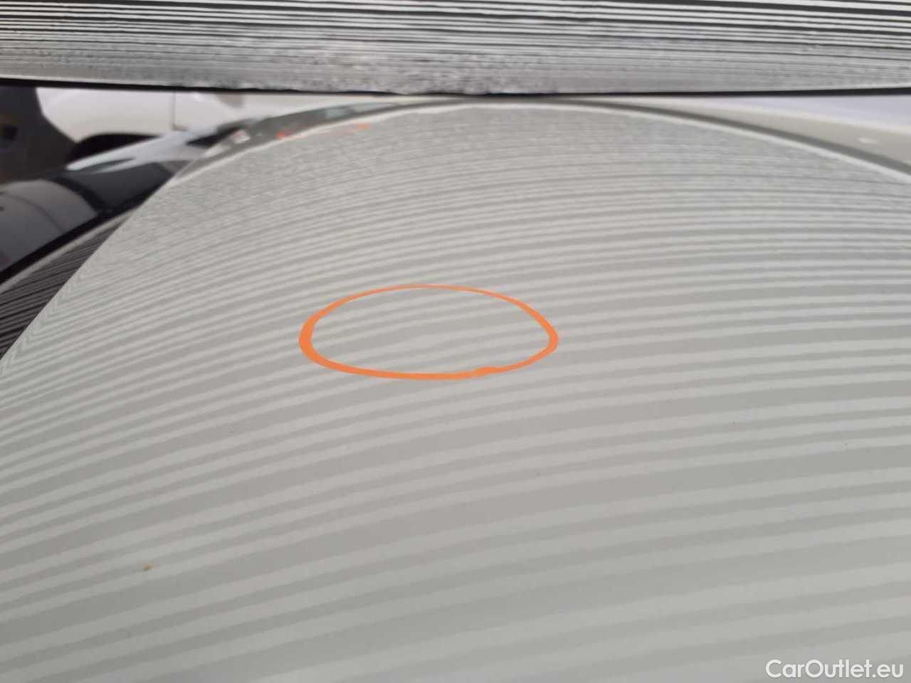 Renault  Clio TCe 90 Experience Manual Petrol  6 #36