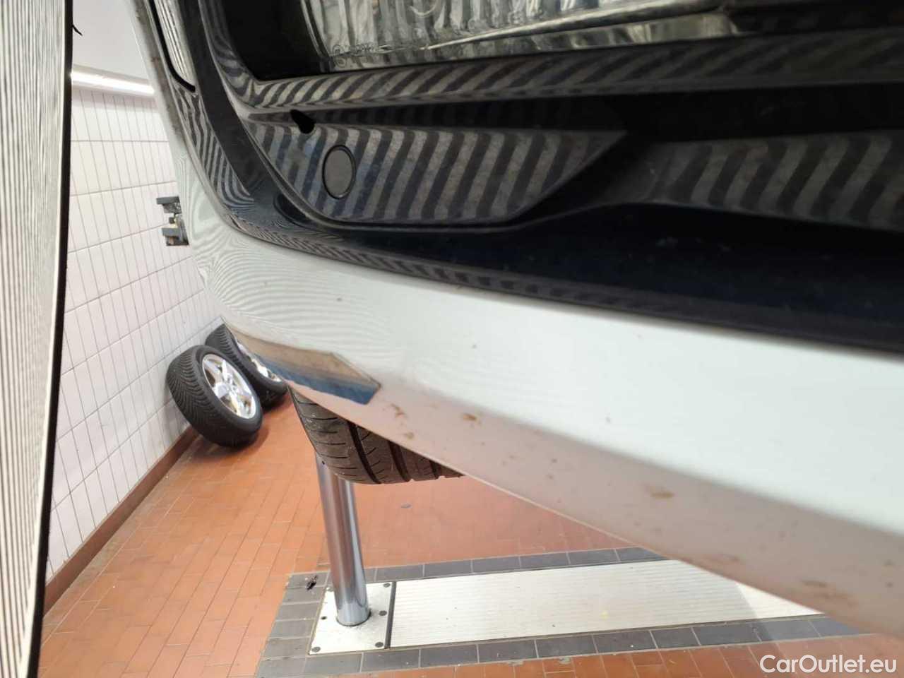 Ford  Mondeo Turnier 2.0 EcoBlue Aut. Titanium Automatic Diesel  9 #41