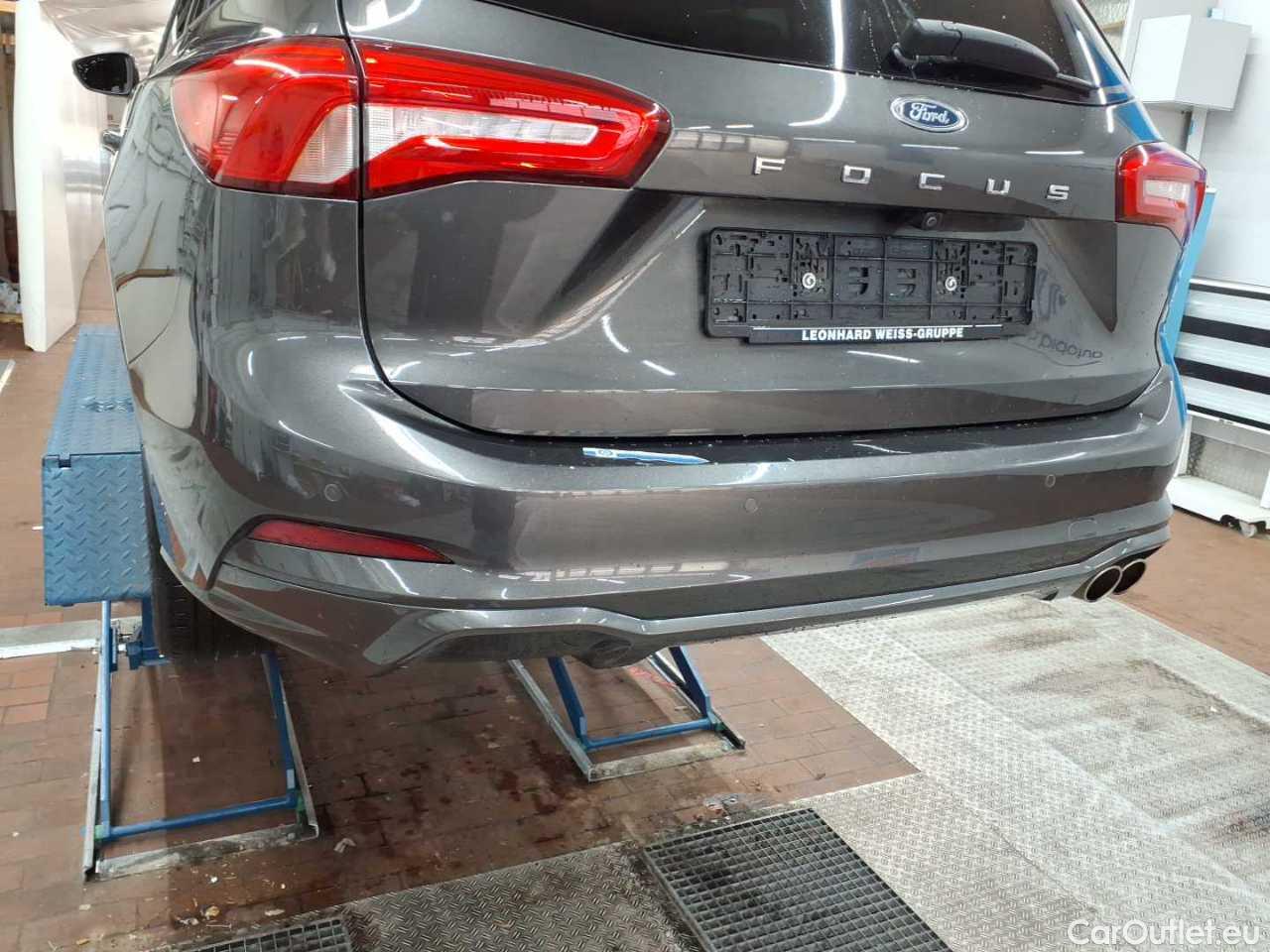 Ford  Focus Turnier 1.5 EcoBlue Start-Stopp-System Aut. ST-LINE Automatic Diesel  2 #53