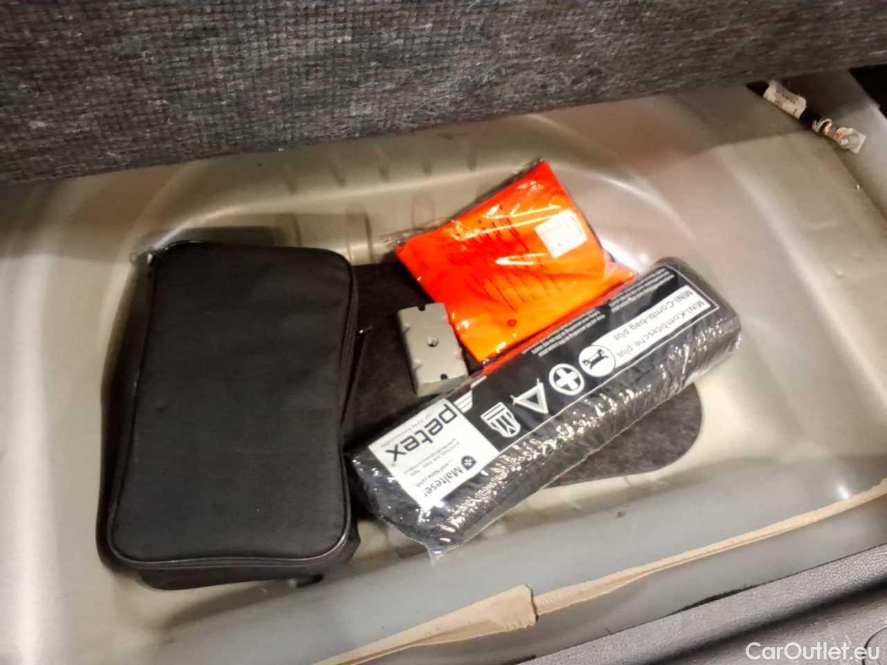 Opel  Astra 1.5 D Start/Stop Sports Tourer Edition Manual Diesel  12 #22