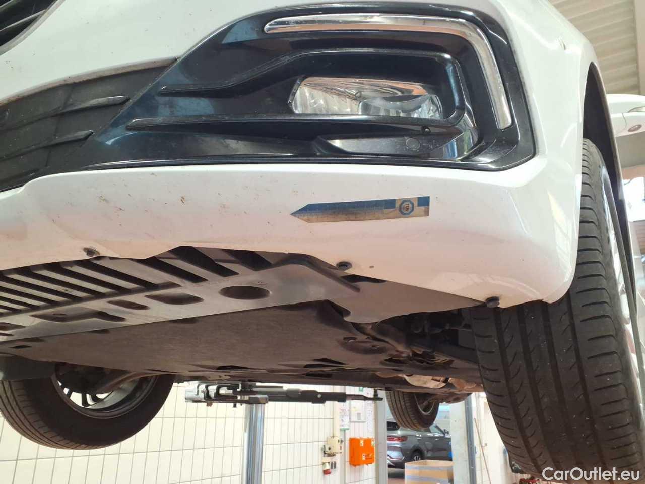 Ford  Mondeo Turnier 2.0 EcoBlue Aut. Titanium Automatic Diesel  9 #37