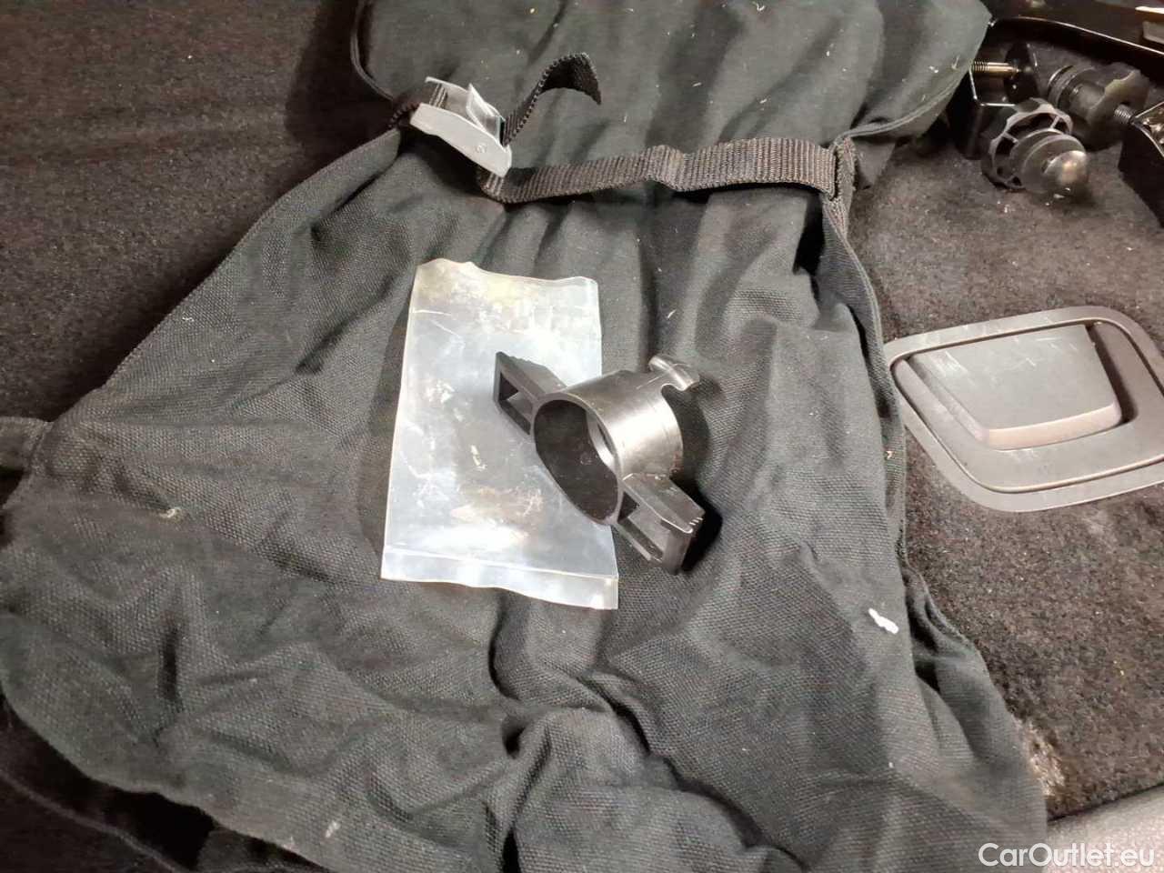 Opel  Astra 1.5 D Start/Stop Sports Tourer Edition Manual Diesel  12 #21