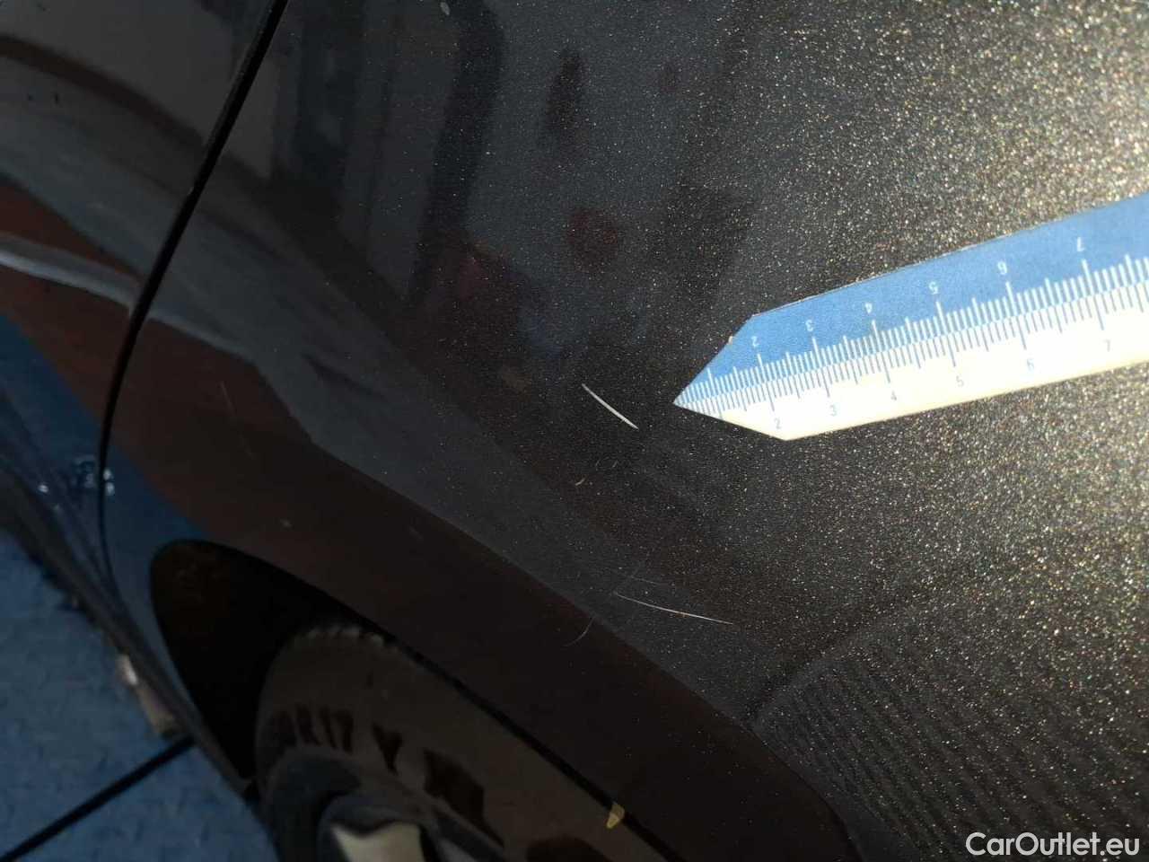 Ford  Focus Turnier 1.5 EcoBlue Start-Stopp-System Aut. ST-LINE Automatic Diesel  2 #37