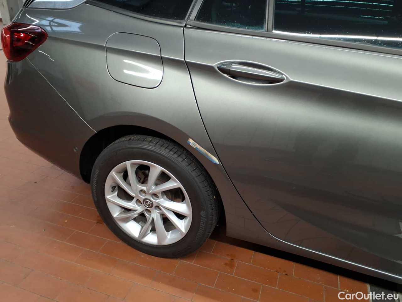 Opel  Astra 1.5 D Start/Stop Sports Tourer Automatik Business Elegance Automatic Diesel  11 #33