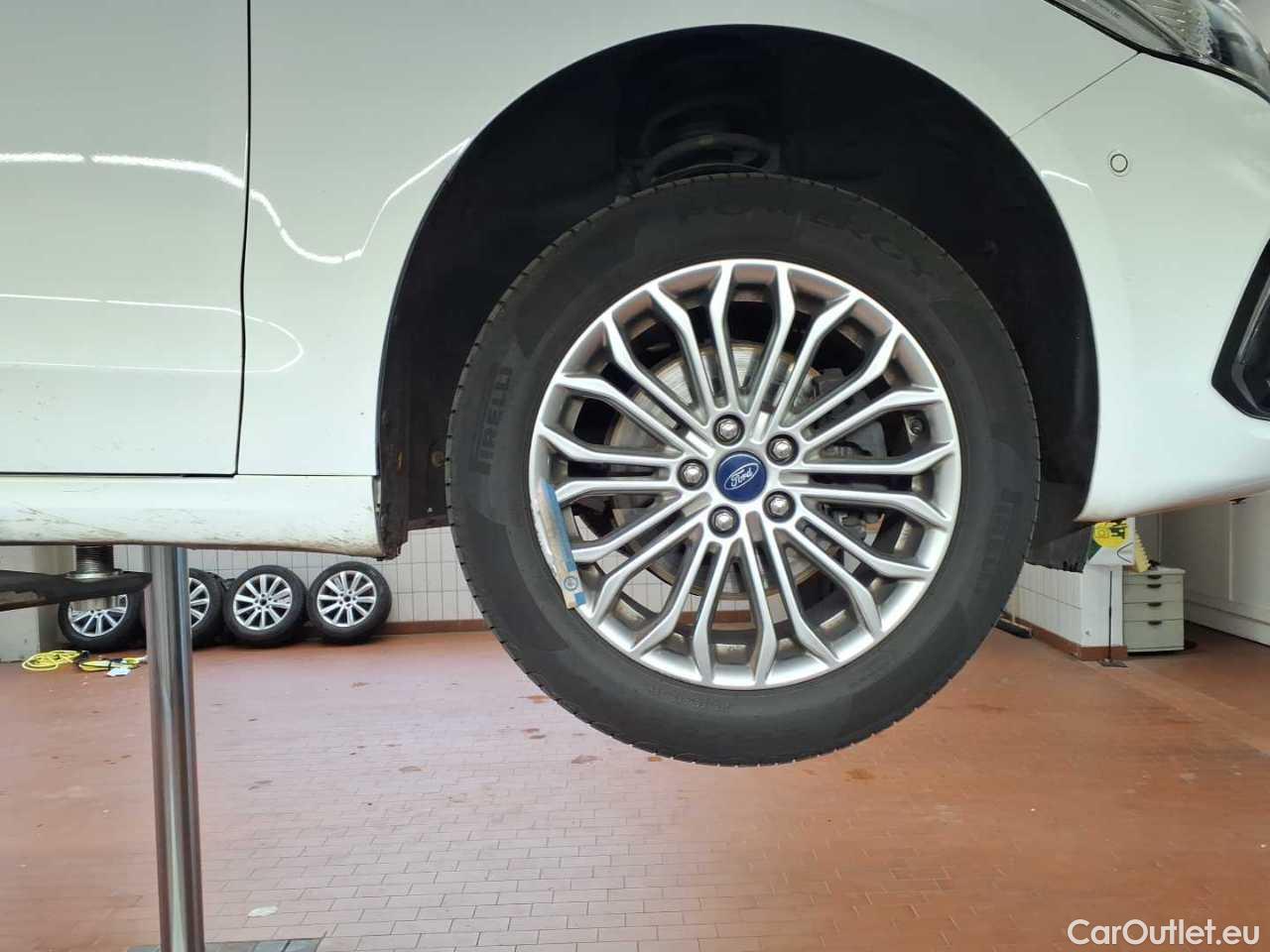 Ford  Mondeo Turnier 2.0 EcoBlue Aut. Titanium Automatic Diesel  9 #64