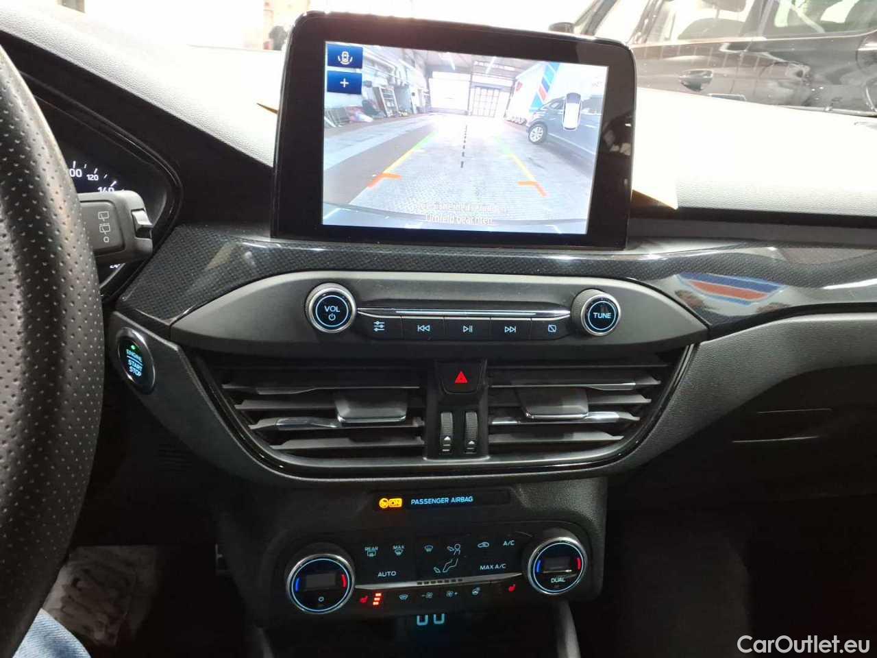 Ford  Focus Turnier 1.5 EcoBlue Start-Stopp-System Aut. ST-LINE Automatic Diesel  2 #14