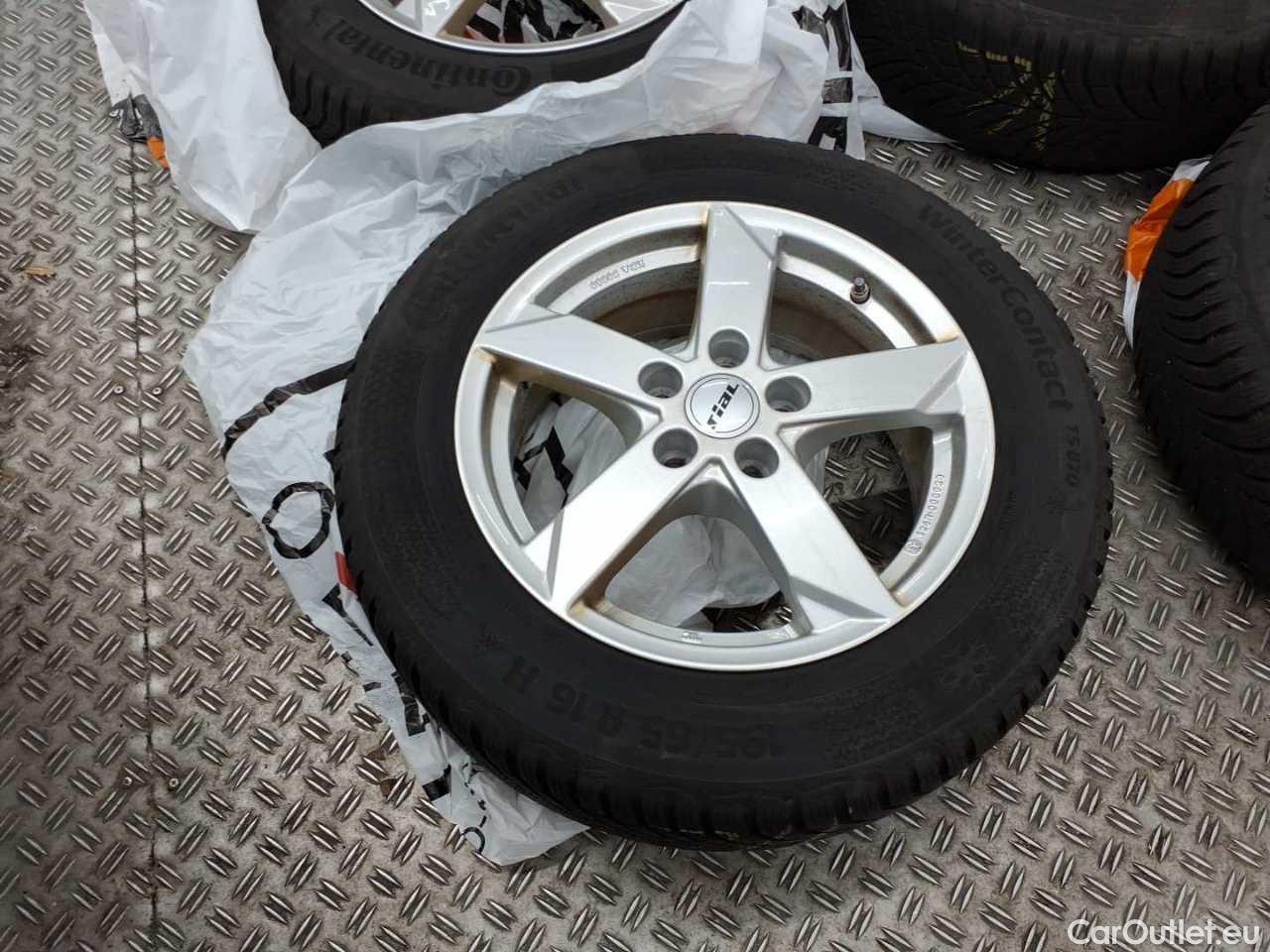 Ford  Focus Turnier 1.5 EcoBlue Start-Stopp-System TITANIUM Manual Diesel  10 #11