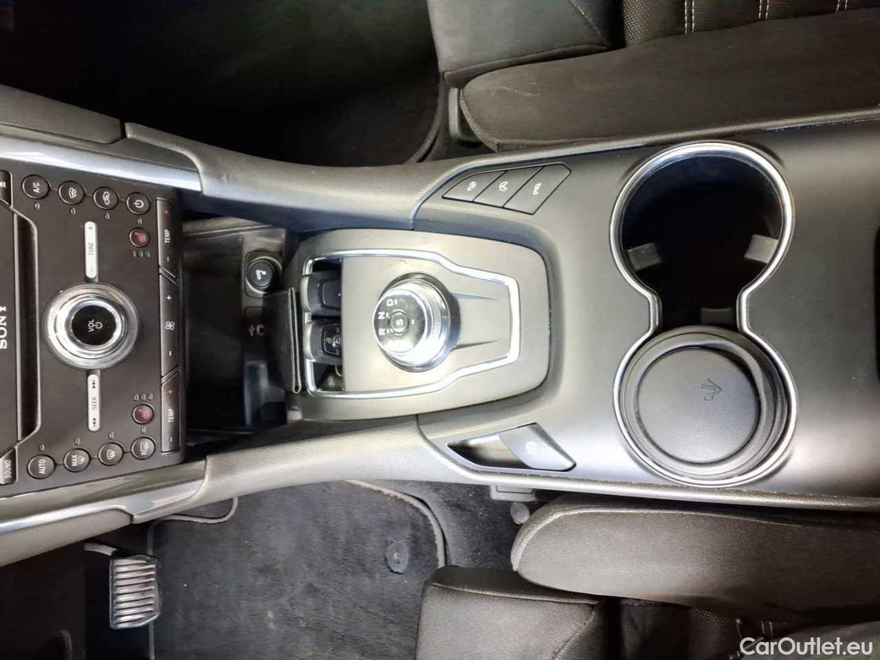 Ford  Mondeo Turnier 2.0 EcoBlue Aut. Titanium Automatic Diesel  9 #17