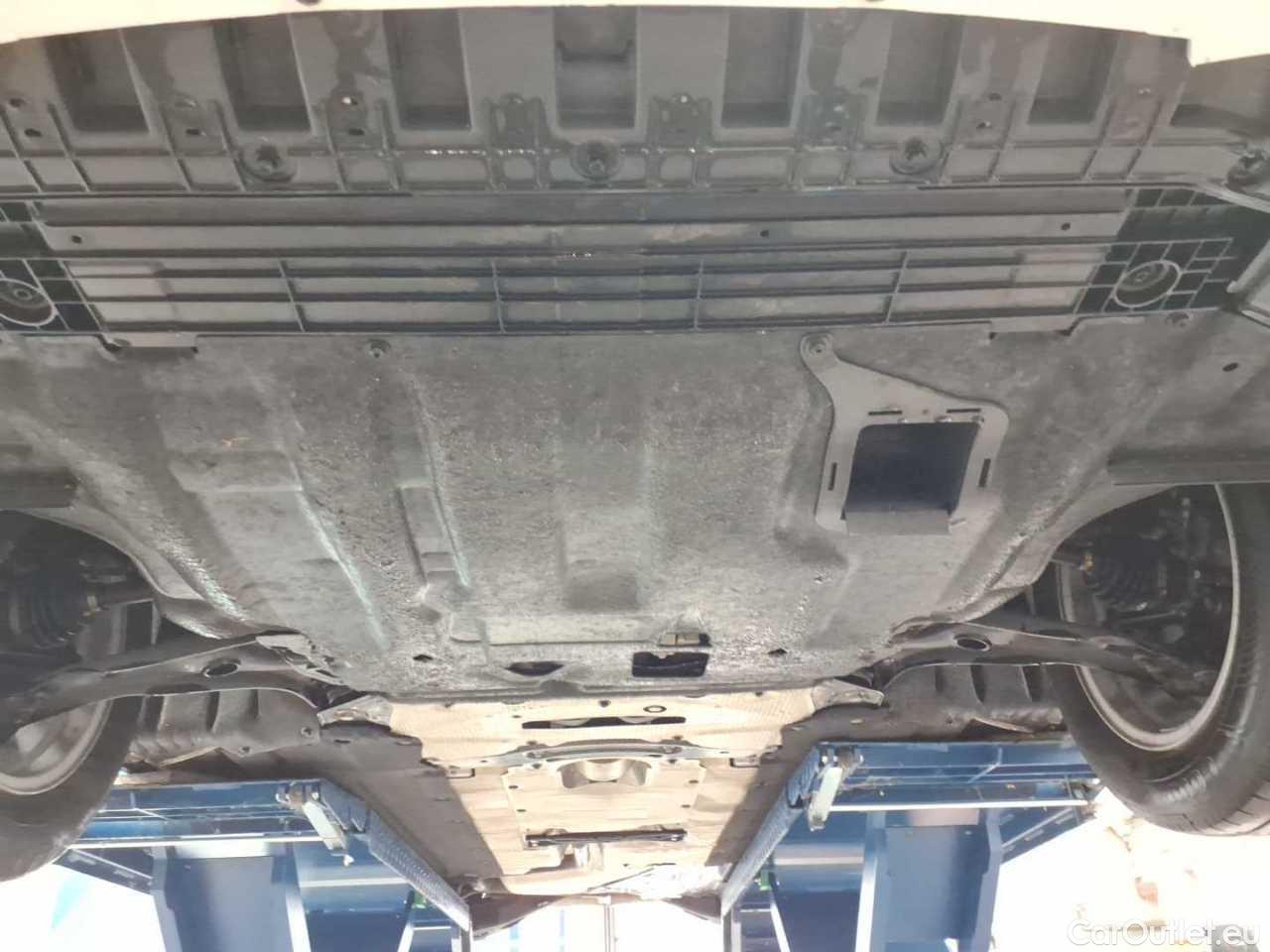 Ford  Focus Turnier 1.5 EcoBlue Start-Stopp-System TITANIUM Manual Diesel  10 #25