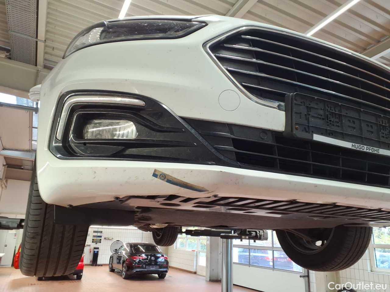 Ford  Mondeo Turnier 2.0 EcoBlue Aut. Titanium Automatic Diesel  9 #35