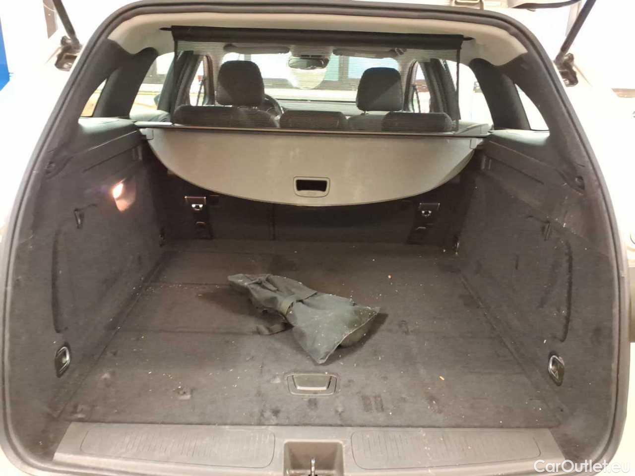 Opel  Astra 1.5 D Start/Stop Sports Tourer Edition Manual Diesel  12 #5