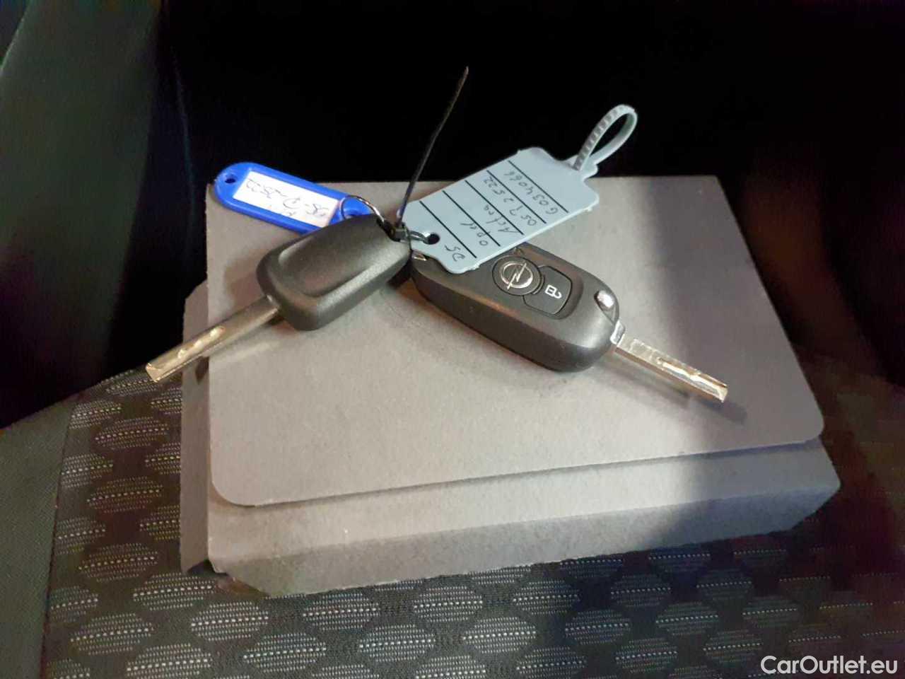 Opel  Astra 1.5 D Start/Stop Edition Manual Diesel  7 #28