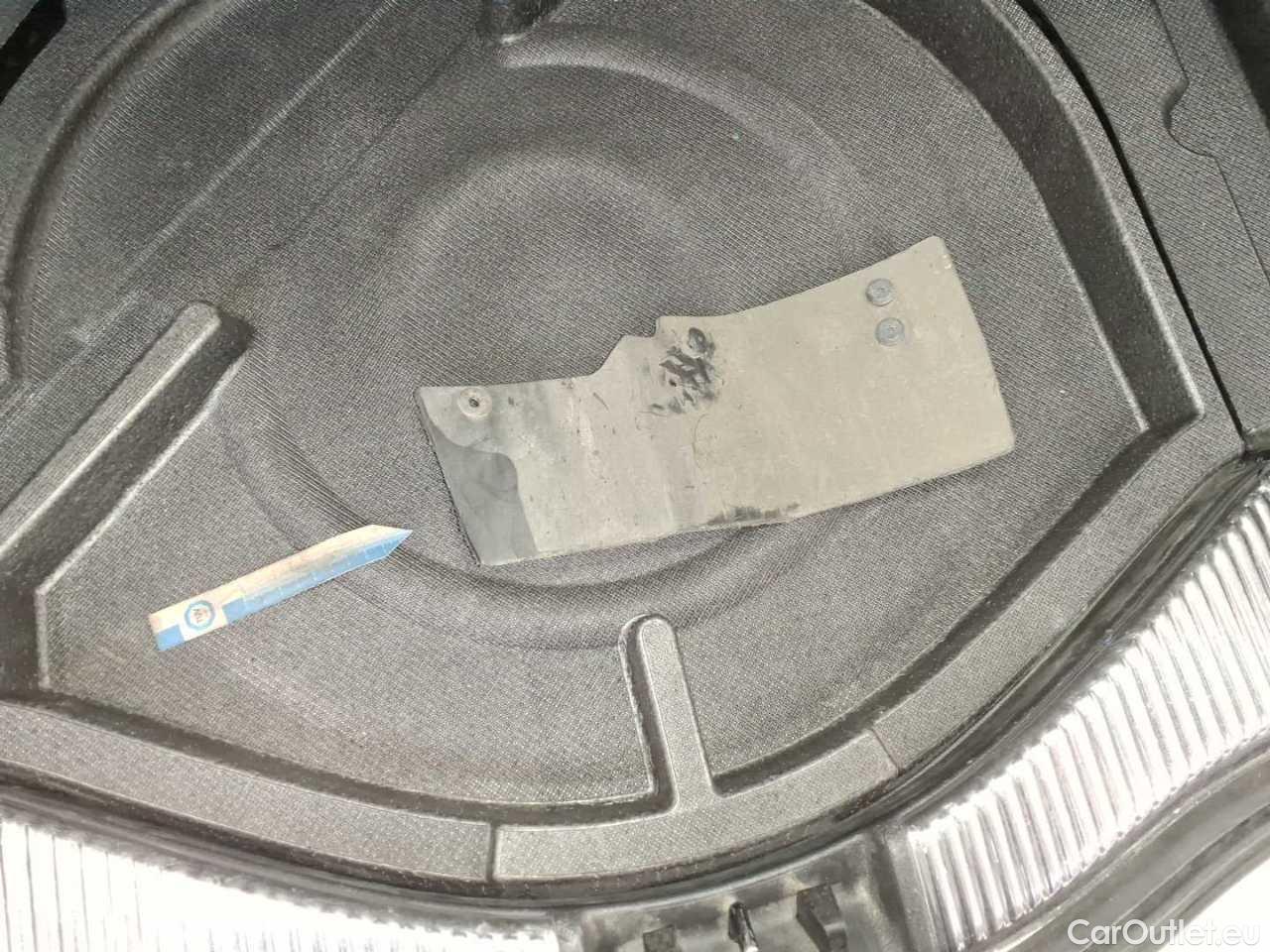 Ford  Mondeo Turnier 2.0 EcoBlue Aut. Titanium Automatic Diesel  9 #94