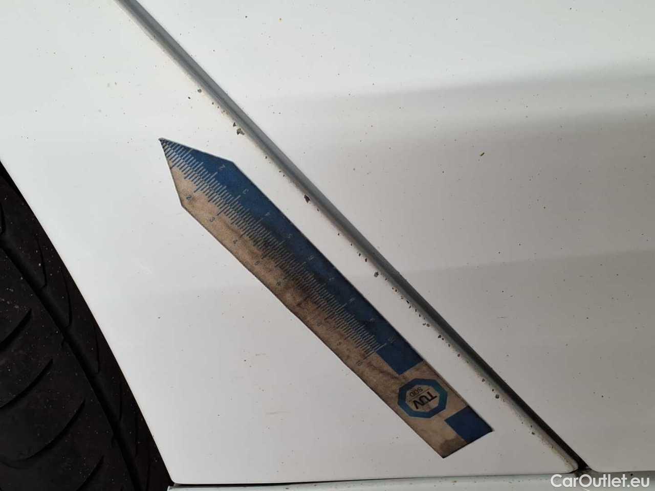 Ford  Mondeo Turnier 2.0 EcoBlue Aut. Titanium Automatic Diesel  9 #49