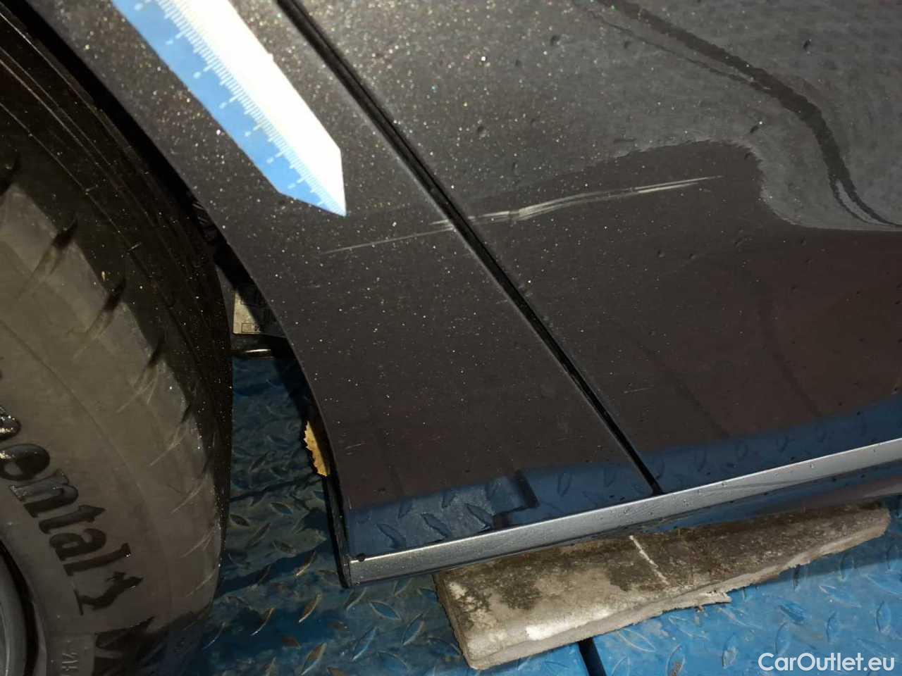 Ford  Focus Turnier 1.5 EcoBlue Start-Stopp-System Aut. ST-LINE Automatic Diesel  2 #49