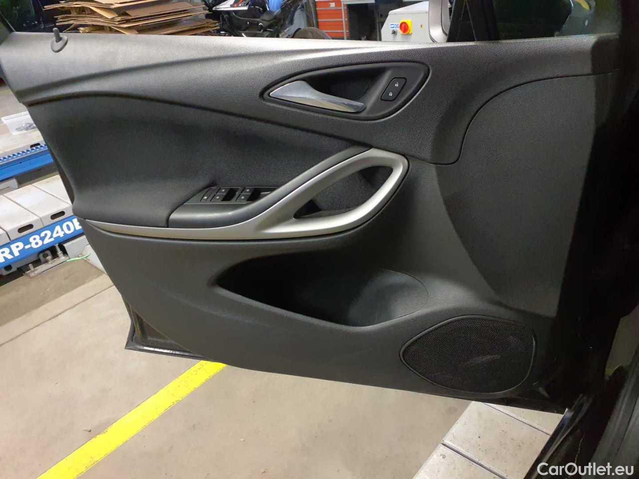 Opel  Astra 1.5 D Start/Stop Edition Manual Diesel  7 #18